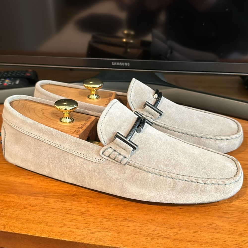 Tods mens drivers stone grey eu42